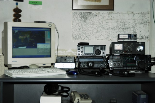 Радиолюбительское оборудование / IC-910H